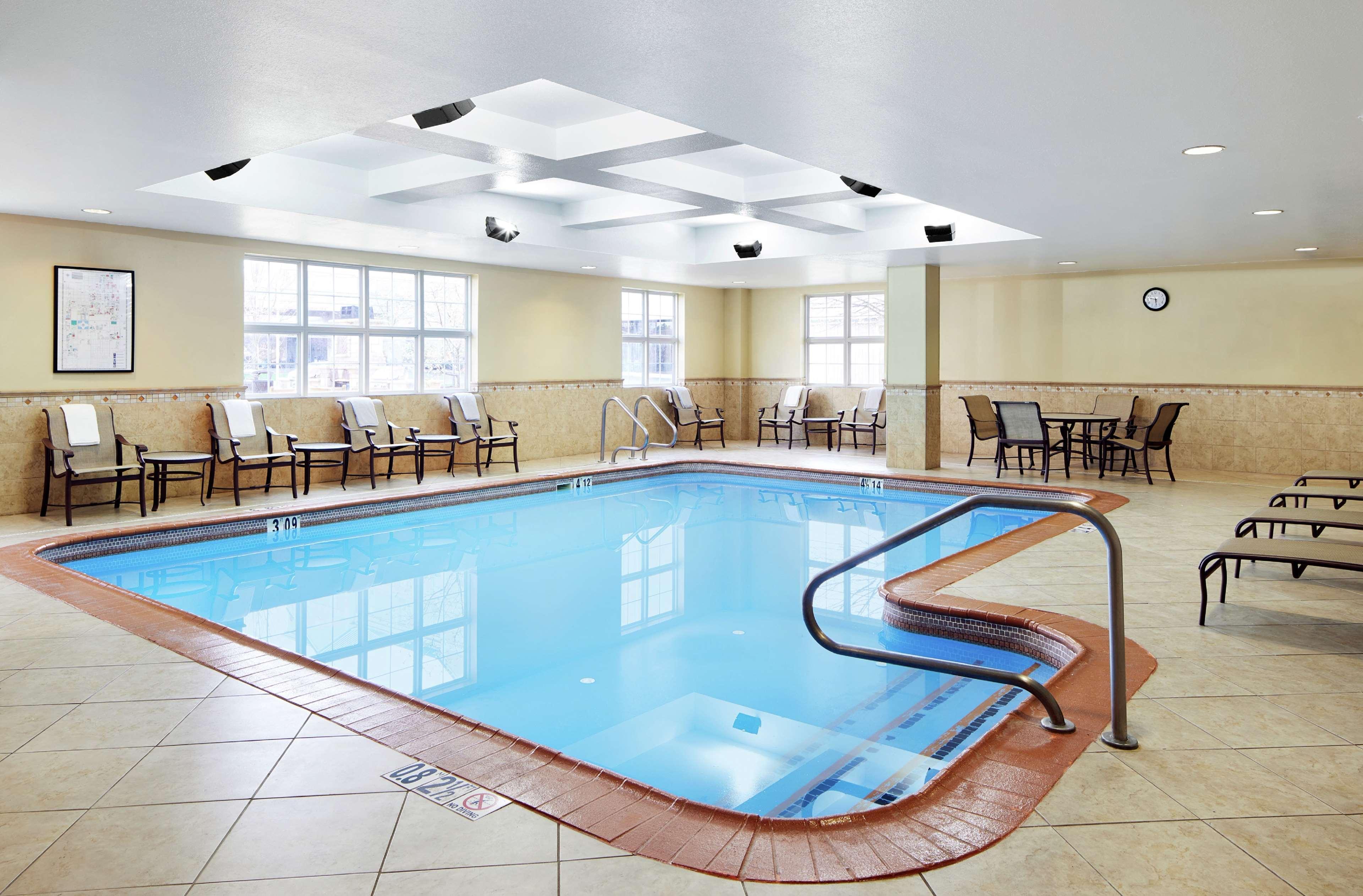 Homewood Suites Champaign-Urbana Zewnętrze zdjęcie